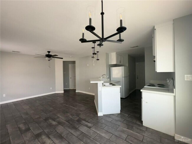 12 Northridge Ave in Harlingen, TX - Building Photo - Building Photo