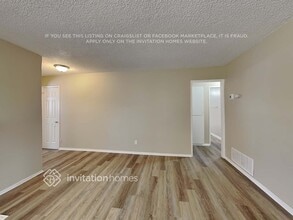 10326 Pendleton St in Riverside, CA - Building Photo - Building Photo