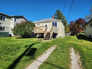 19123 3rd Ave NE in Poulsbo, WA - Building Photo - Building Photo