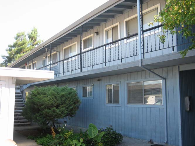 Mayette Village Apartments in Santa Rosa, CA - Building Photo