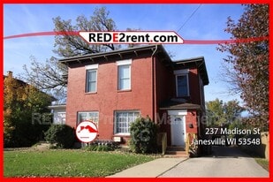 237 Madison St in Janesville, WI - Building Photo