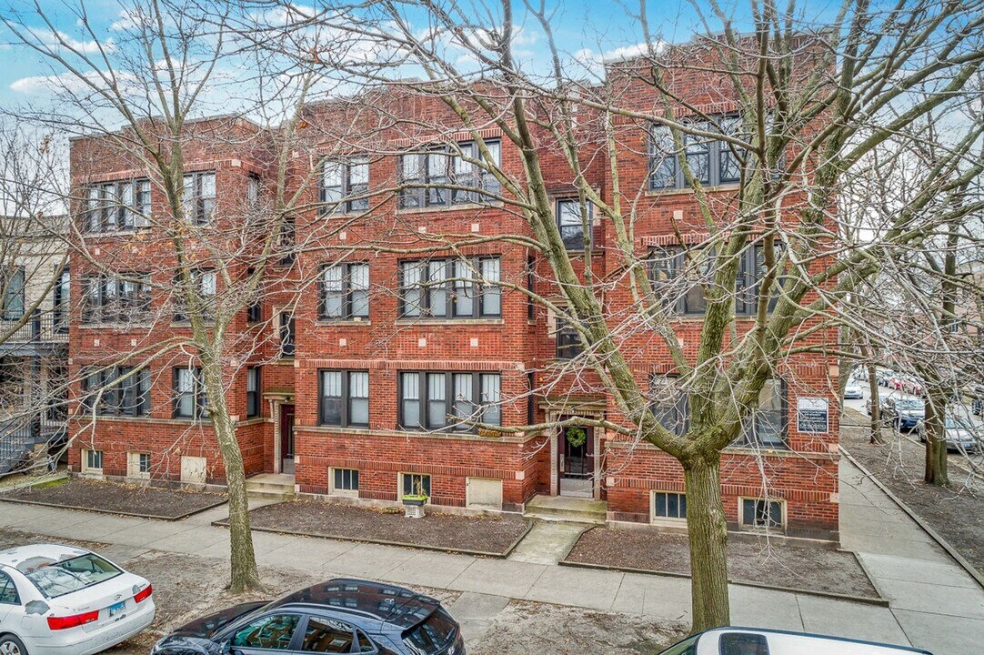 2177 W Giddings St, Unit 2175-1 in Chicago, IL - Foto de edificio