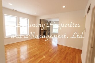 3453-55 N Bosworth in Chicago, IL - Foto de edificio - Interior Photo