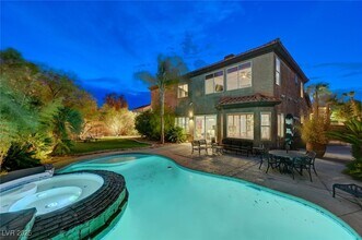 9593 Los Cotos Ct in Las Vegas, NV - Building Photo - Building Photo