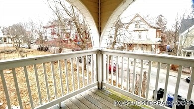 3 Sunderland St in Boston, MA - Building Photo - Building Photo