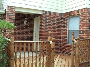 7411 Village Lake Dr in Cypress, TX - Building Photo - Building Photo