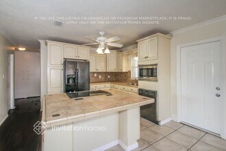 5620 2nd Ave Dr W in Bradenton, FL - Foto de edificio - Building Photo