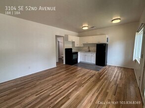 3104 SE 52nd Ave in Portland, OR - Building Photo - Building Photo