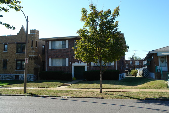 3708 Dunnica Ave in St. Louis, MO - Building Photo - Building Photo