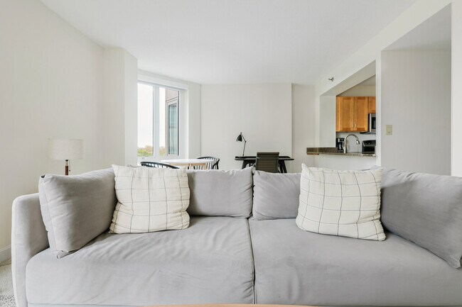 150 Huntington Ave in Boston, MA - Building Photo - Building Photo