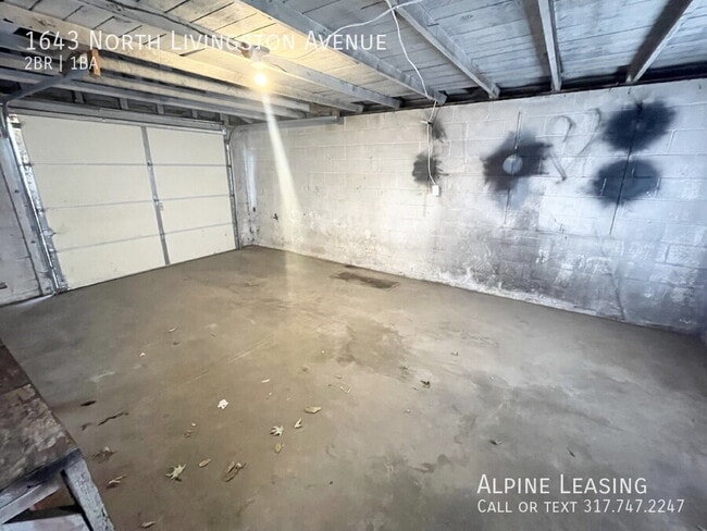 1643 N Livingston Ave in Indianapolis, IN - Building Photo - Building Photo