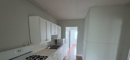 736 Omar Rd in West Palm Beach, FL - Building Photo - Building Photo