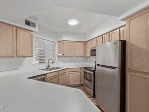 3848 N 3rd Ave, Unit 1047 in Phoenix, AZ - Building Photo - Building Photo