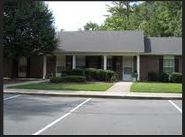 Brookhollow Apartments in Sanford, NC - Foto de edificio