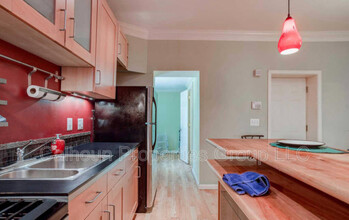 2526 Druid Park Dr in Baltimore, MD - Building Photo - Building Photo