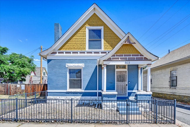 property at 523 W 8th Ave