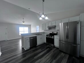 229 North Carolina Ave in Wilmington, NC - Building Photo - Building Photo