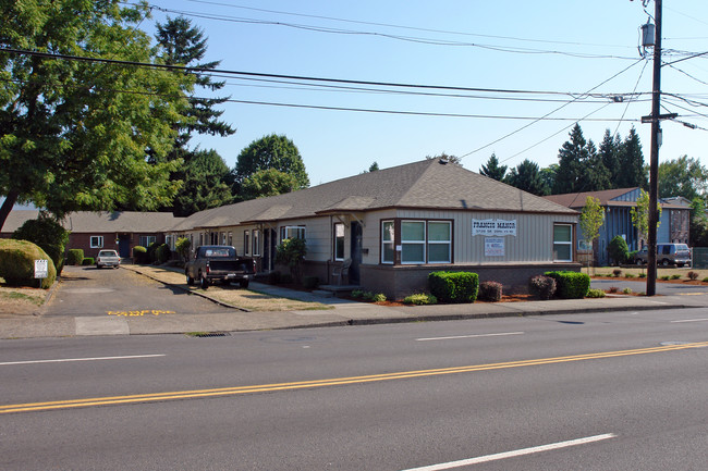 Francis Manor in Portland, OR - Building Photo - Building Photo