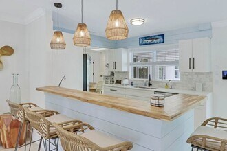 9 W Riverside Dr in Jupiter, FL - Building Photo - Building Photo