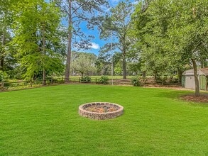 163 Parkview Dr in Pawleys Island, SC - Foto de edificio - Building Photo