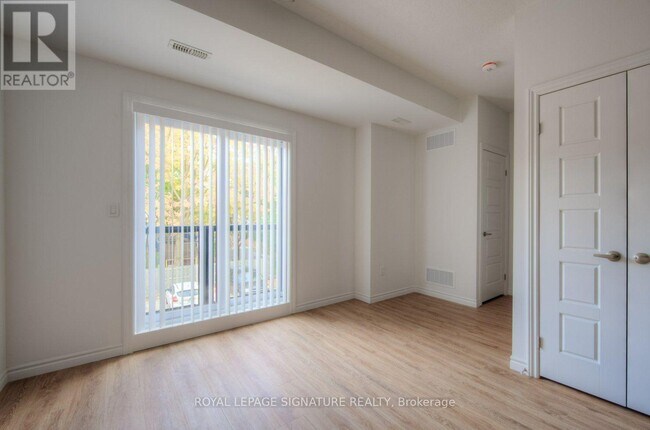 374 Prospect Ave in Kitchener, ON - Building Photo - Building Photo