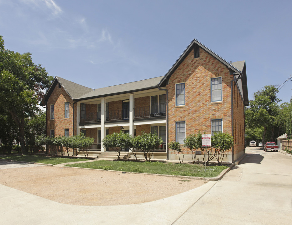 Enfield House in Austin, TX - Foto de edificio