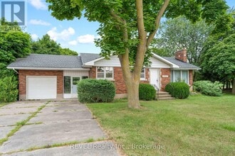 1544 Four Mile Creek Rd in Niagara-On-The-Lake, ON - Building Photo - Building Photo