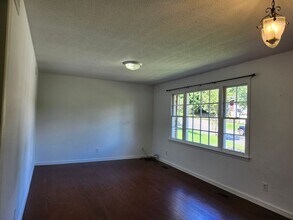 8429 Dunnhill Ln in Middle Valley, TN - Building Photo - Building Photo