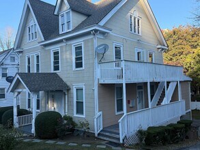 211 Knickerbocker Ave in Stamford, CT - Building Photo - Building Photo