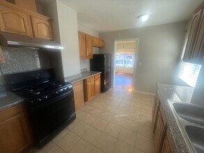 1975 86th Ave in Oakland, CA - Building Photo - Building Photo