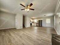 122 Hickory Trail photo'