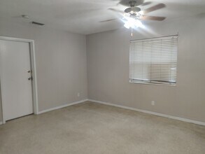 425 SE 23rd St, Unit 4 in Fort Lauderdale, FL - Foto de edificio - Building Photo