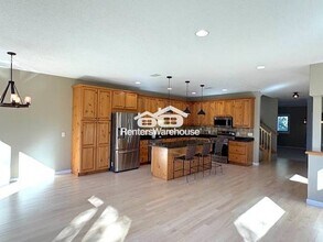 771 Hamel Rd in Medina, MN - Building Photo - Building Photo