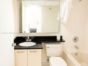 4690 NW 102nd Ave in Doral, FL - Building Photo - Building Photo