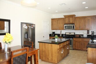 3317 Moscato St in Roseville, CA - Building Photo - Building Photo