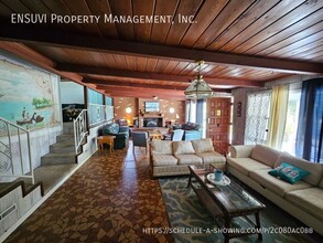 701 SE 9th Cir in Crystal River, FL - Building Photo - Building Photo