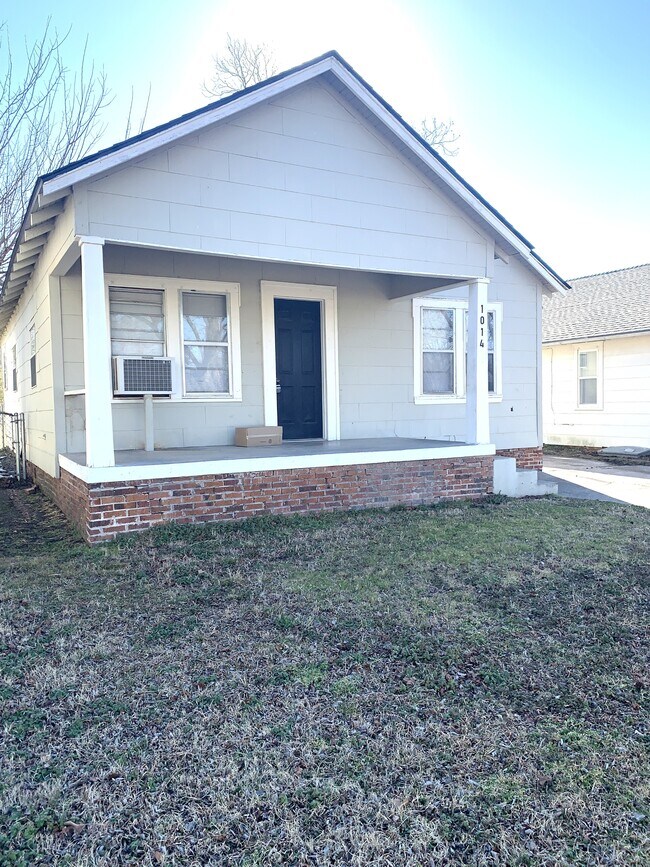 property at 1014 S High School St