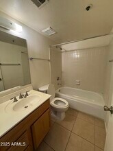 7910 E Thomas Rd in Scottsdale, AZ - Building Photo - Building Photo