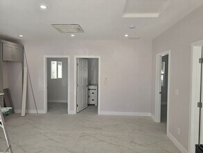 3323 W 133rd St in Hawthorne, CA - Building Photo - Building Photo