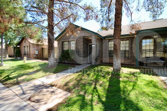 118 N Heritage Dr in Gilbert, AZ - Building Photo - Building Photo