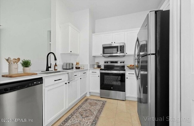 8601 Beach Blvd in Jacksonville, FL - Building Photo - Building Photo