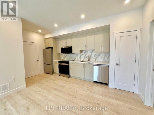 254 Garneau St in Ottawa, ON - Building Photo - Building Photo