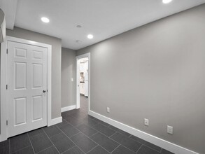 2517 Benning Rd NE in Washington, DC - Building Photo - Building Photo