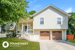 1108 Park Dr in Greenwood, MO - Building Photo