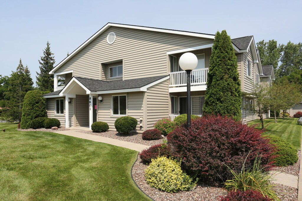 New Country Village Apartments in Cicero, NY
