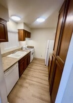 Sunridge Townhomes in Fresno, CA - Building Photo