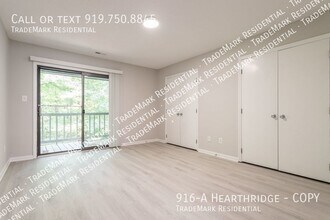 916 Hearthridge Ct, Unit COPY in Raleigh, NC - Building Photo - Building Photo