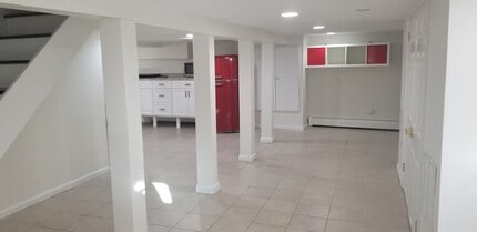 600 Old Stamford Rd, Unit Studio in New Canaan, CT - Building Photo - Building Photo