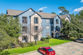 The Club at Stablechase in Houston, TX - Building Photo - Building Photo