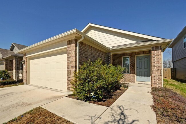 412 Sickle Lp in Uhland, TX - Building Photo - Building Photo